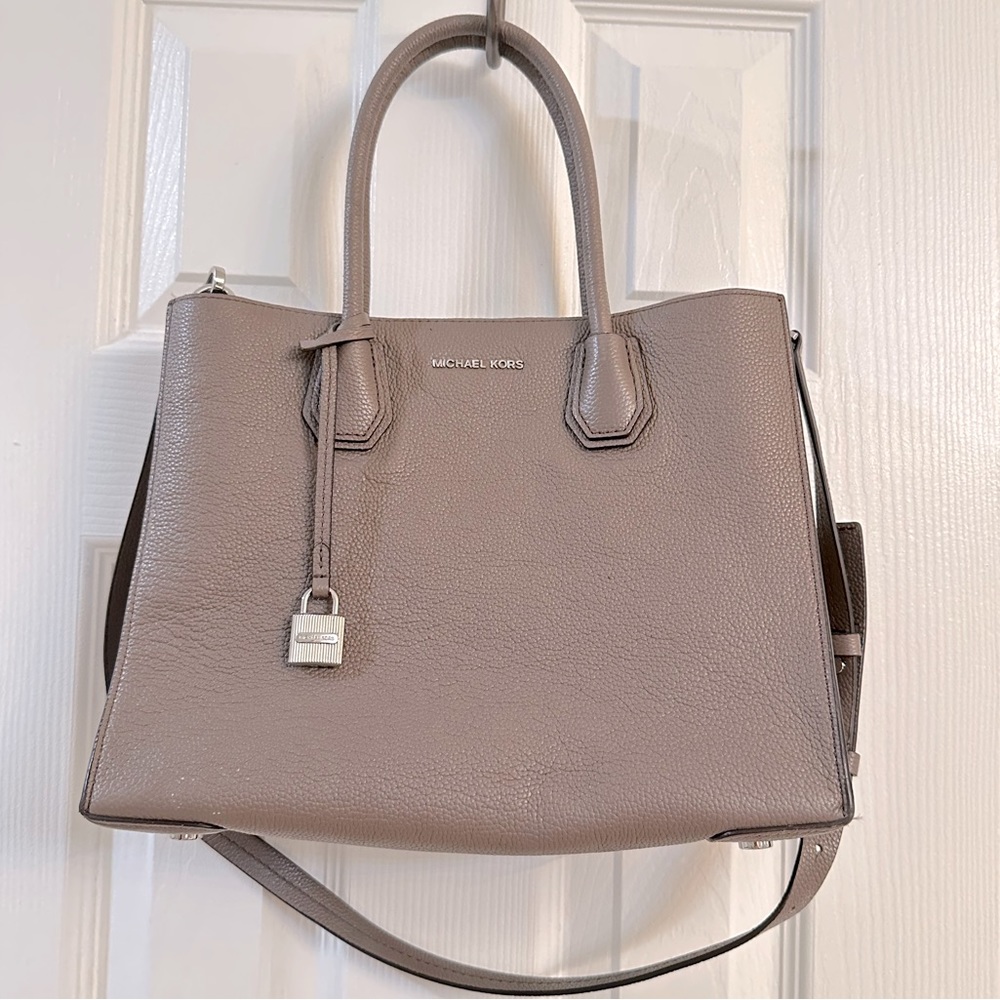 Michael Kors Mercer bag